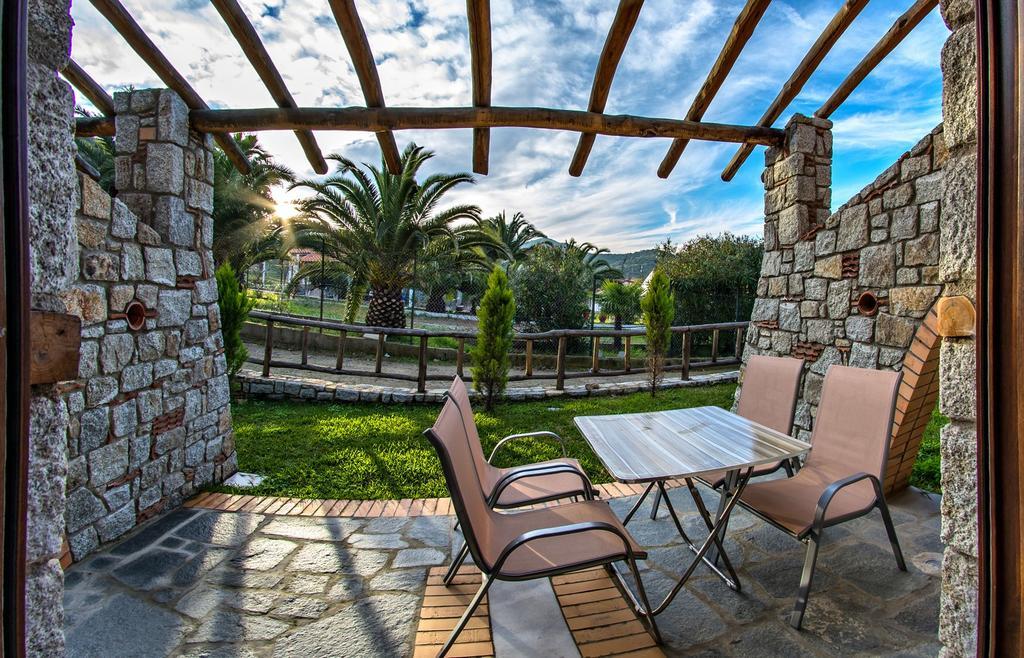 Theano Apartments Сарті Екстер'єр фото
