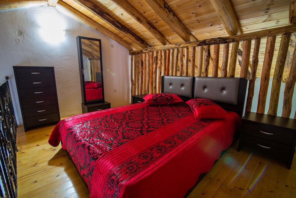 Theano Apartments Сарті Екстер'єр фото