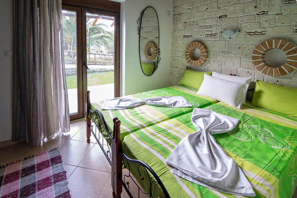 Theano Apartments Сарті Екстер'єр фото